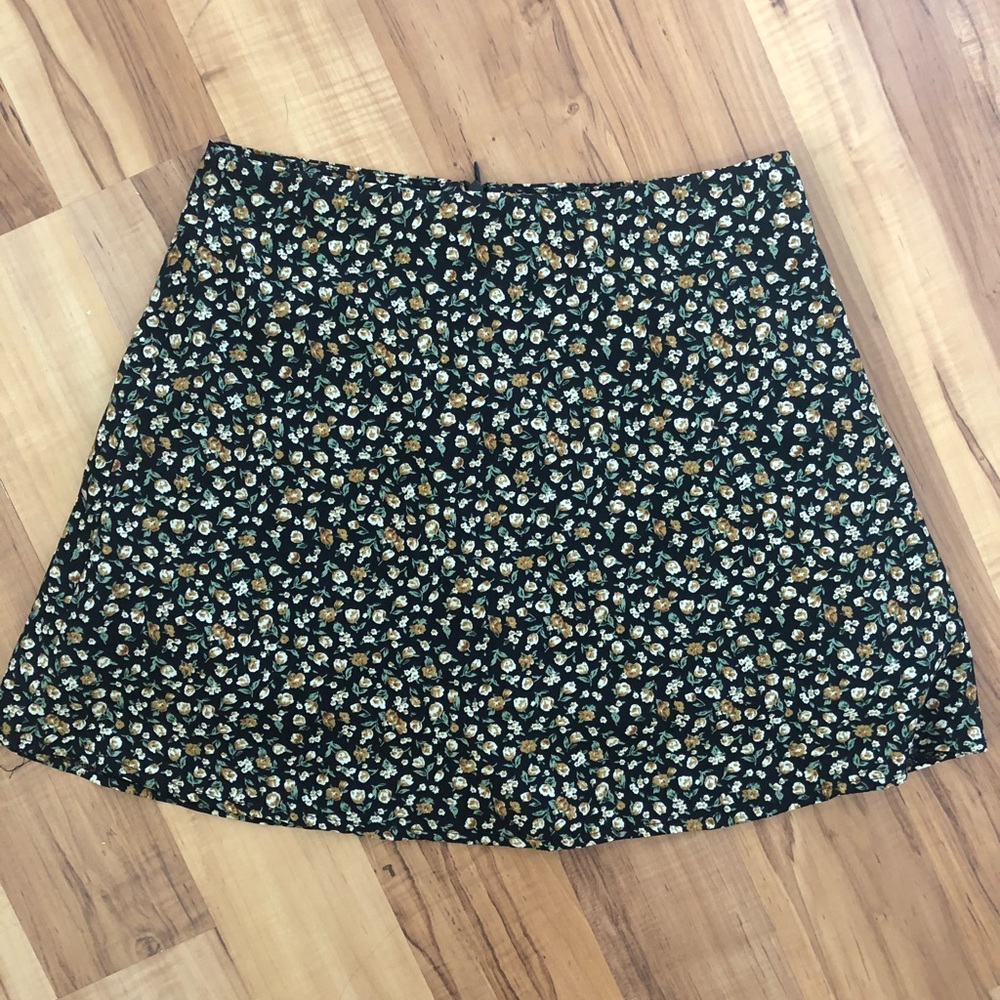 Princess Polly Maleny Mini Skirt - Size 4